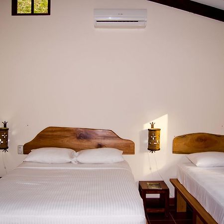Aparthotel Mamma E Papa Ojochal Esterno foto