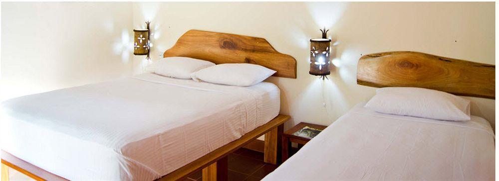 Aparthotel Mamma E Papa Ojochal Esterno foto