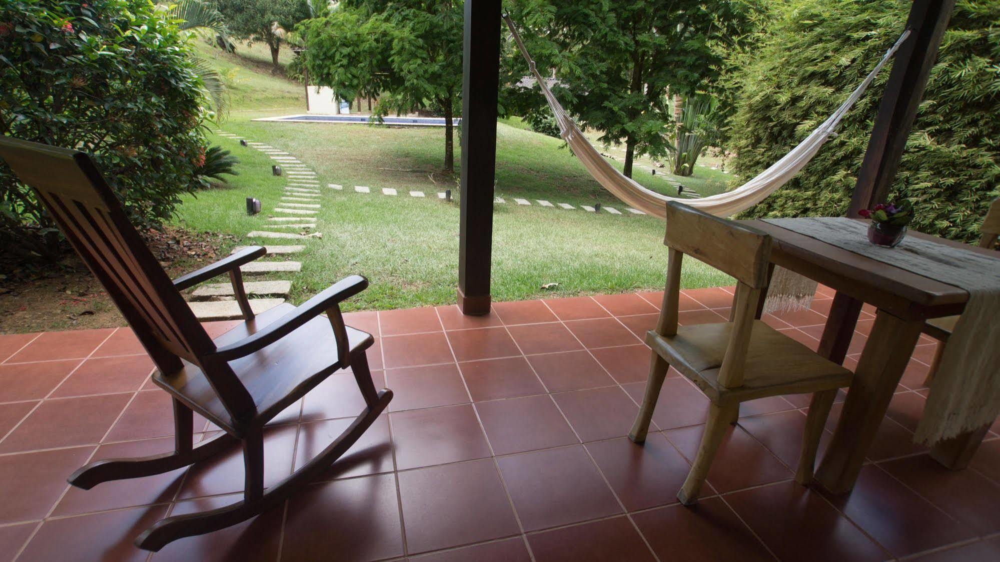 Aparthotel Mamma E Papa Ojochal Esterno foto